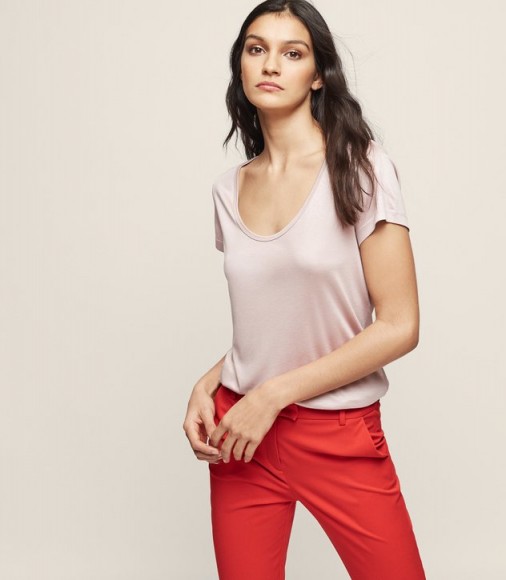 REISS KELLY SCOOP-NECK T-SHIRT ASH PINK ~ essential style staple ~ slinky t-shirts