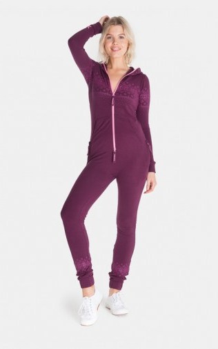 OnePiece NORTH SLIM JUMPSUIT BURGUNDY – casual weekend style - flipped