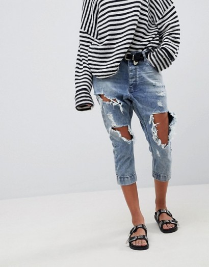 One Teaspoon Kingpins Cropped Boyfriend Jean With Extreme Distressing in Rocky | destroyed crop leg jeans