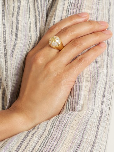 THEODORA WARRE Star-motif pearl and gold-plated ring ~ statement jewellery