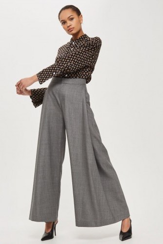 Topshop Wide Leg Trousers by Boutique / grey extreme flares - flipped