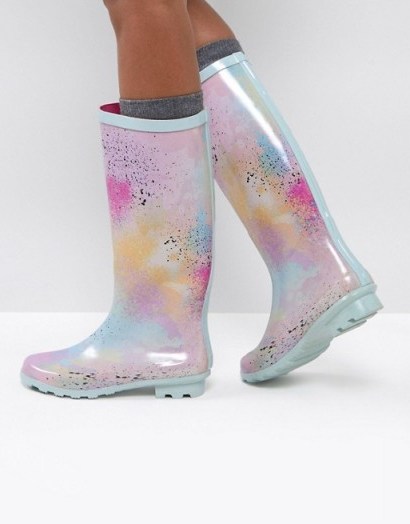 ASOS GLAMOUR Co-ord Pastel Spray Paint Wellies – pretty wellington boots – pastels – festival fashion - flipped
