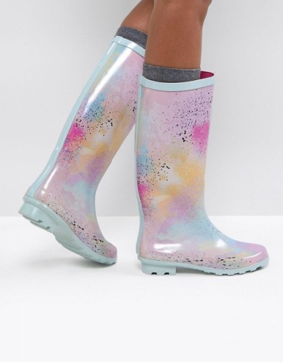 ASOS GLAMOUR Co-ord Pastel Spray Paint Wellies – pretty wellington boots – pastels – festival fashion