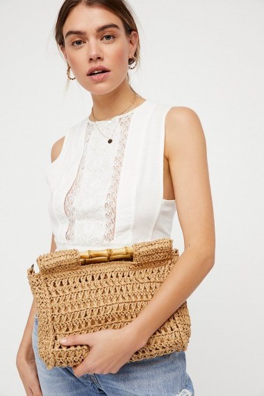 FREE PEOPLE Dreamland Straw Clutch. NATURAL TONE BAGS - flipped