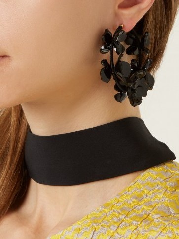 OSCAR DE LA RENTA Flower Garden hoop earrings ~ black statement jewellery - flipped