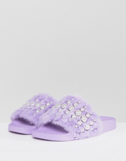 Jeffrey Campbell Studded Faux Fur Slide in lilac – fluffly embellished slides