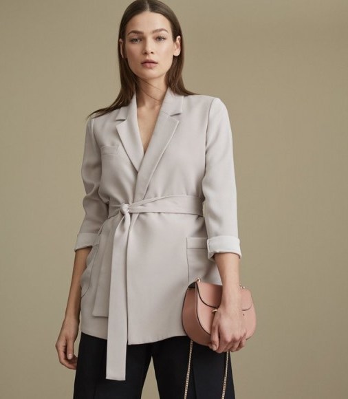 REISS PRAIRIE BELTED RELAXED-FIT BLAZER SOFT GREY ~ belted jackets - flipped