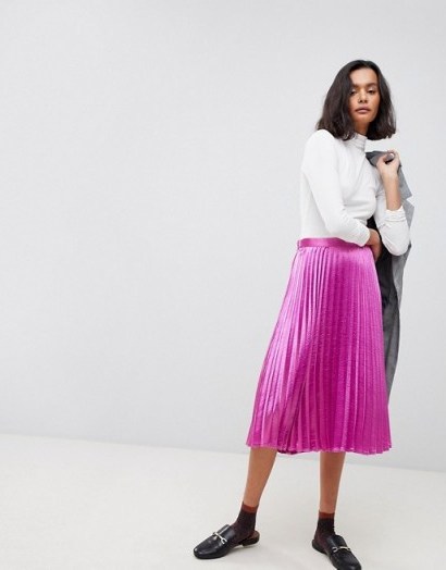 Vero Moda Pleated Midi Skirt – metallic pink skirts - flipped