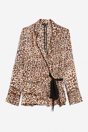 TOPSHOP Animal Print Wrap Pyjama Shirt – glamorous leopard prints