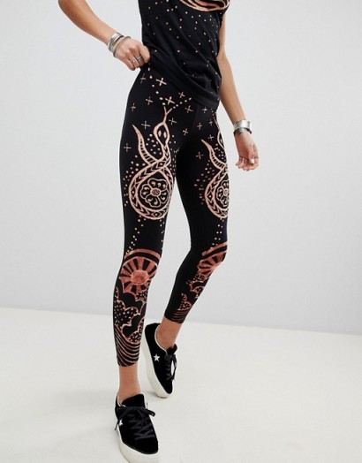 Anna Sui Rising Sun and Snake Leggings in black