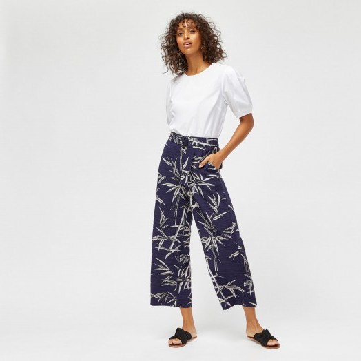WAREHOUSE BAMBOO TROUSER / blue leaf print cropped trousers - flipped