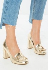 Missguided gold fringe square toe court shoes – metallic block heel courts
