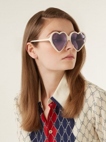 GUCCI Ivory and Purple Heart-shaped frame sunglasses - flipped