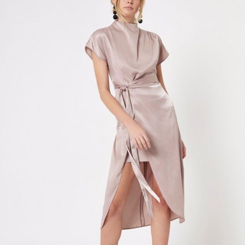 River Island Light pink thigh split cape sleeve dress – wide sleeve high neck party dresses – oriental style - flipped