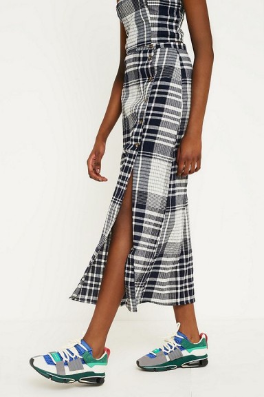 UO Check Side-Button Skirt | checked front slit skirts