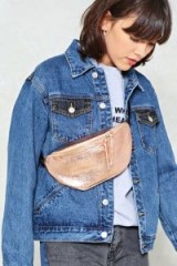 NASTY GAL WANT Keep Your Friends Close Metallic Fanny Pack. ROSE GOLD BUM BAGS