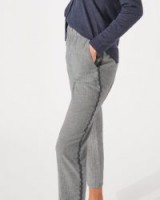 JIGSAW WEAVE LINEN RELAXED TROUSERS / stylish cropped pants