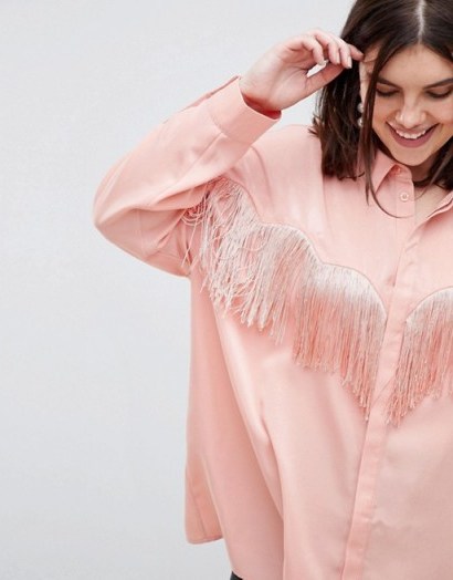 ASOS DESIGN Curve Oversized Shirt With Fringing – pink western shirts - flipped