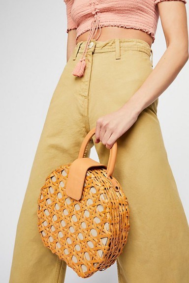 Aranaz Charlie Round Bag. NATURAL STRAW TOP HANDLE BAGS - flipped