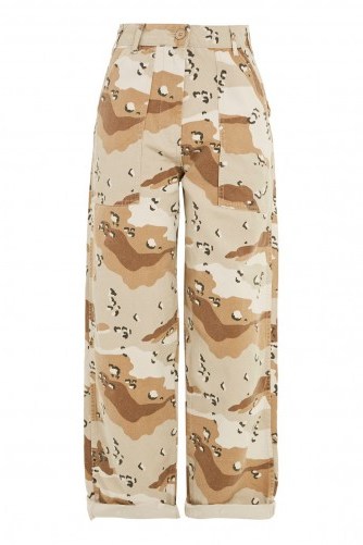 TOPSHOP Cream Camouflage Wide Leg Trousers / light brown camo print pants - flipped
