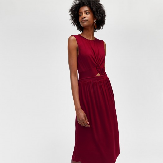 WAREHOUSE CUT OUT DETAIL MIDI DRESS BERRY / dark red gathered dresses