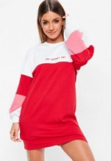 Missguided red contrast oh honey no slogan sweater dress – sporty fashion