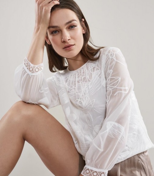 REISS ROSIE FLORAL LACE TOP WHITE ~ embroidered gathered neckline blouses