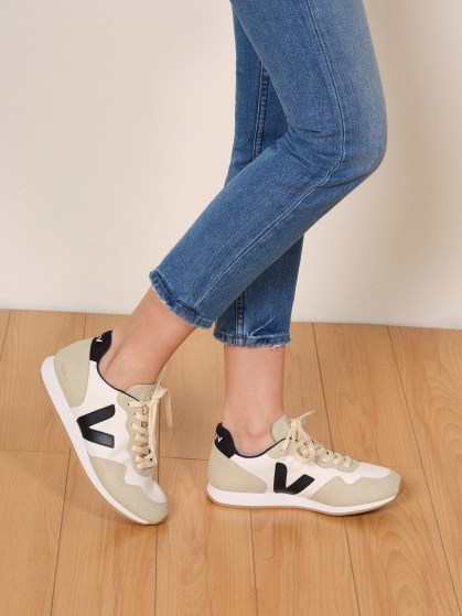 Veja Santos Dumont Sneaker | sports luxe trainers - flipped