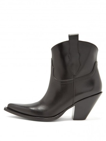 MAISON MARGIELA Western leather ankle boots / chunky Cuban heel - flipped