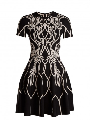 ALEXANDER MCQUEEN Art Nouveau-intarsia short-sleeved dress ~ chic monochrome fit and flare