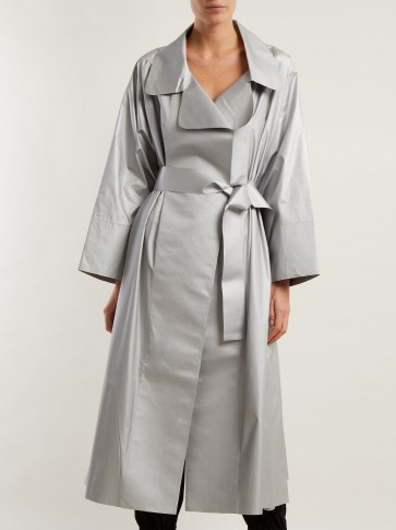 NORMA KAMALI Tie-waist reflective trench coat – luxe style metallic fabrics