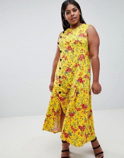 ASOS DESIGN Curve maxi tea dress with dropped hem and contrast buttons in floral print / long yellow summer frocks - flipped