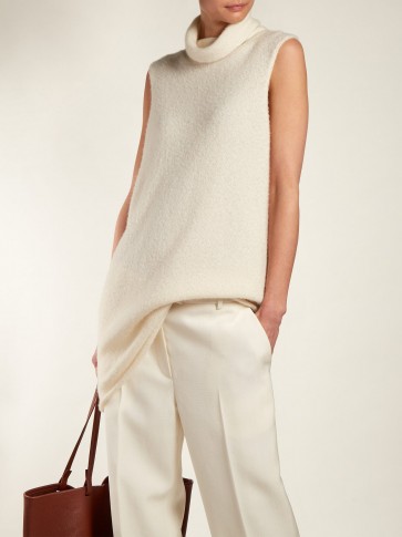 THE ROW Leond silk and cashmere sleeveless top ~ effortless style ~ chic ivory knitwear