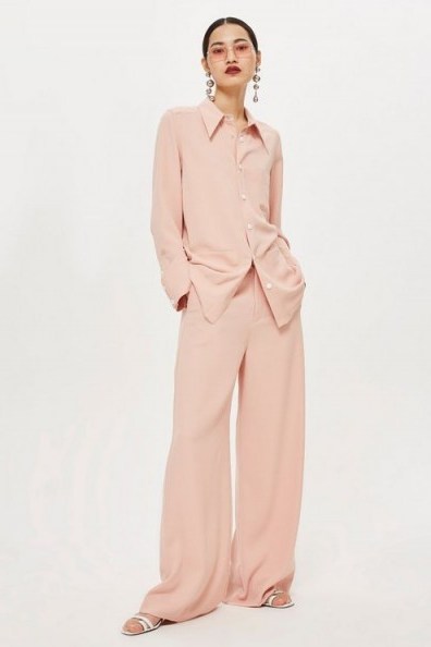 TOPSHOP Shacket and High Waisted Trousers Set in pink – floaty pant suit - flipped