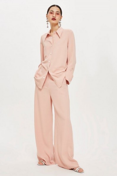 TOPSHOP Shacket and High Waisted Trousers Set in pink – floaty pant suit