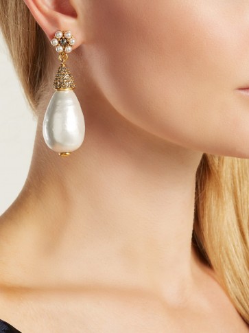 OSCAR DE LA RENTA Faux-pearl drop earrings ~ opulent style accessory