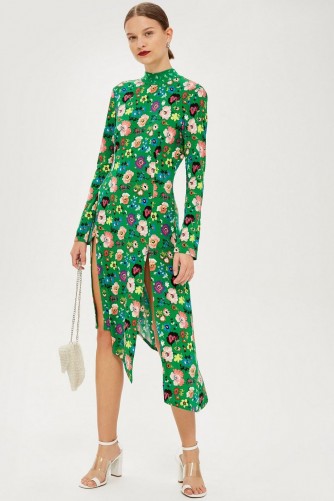 TOPSHOP Floral Chuck On Midi Dress Green – high neck, long sleeves, asymmetric hemline and front slits…perfect!