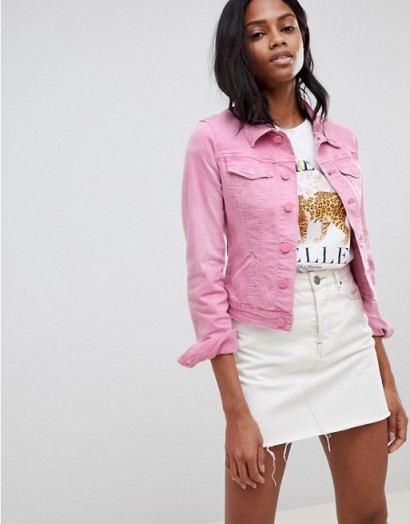 Oasis cropped denim jacket in pink – casual summer style