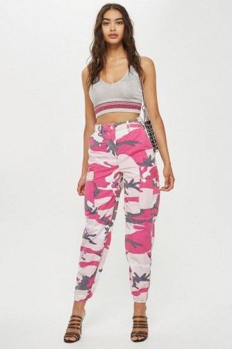 TOPSHOP Pink Camouflage Trousers / girly camo pants - flipped