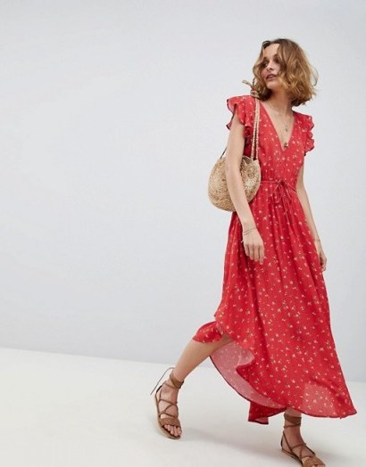 Rahi Cali Prairie Rose Bella Dress with Open Back | red plunging ruffle trimmed summer frock - flipped