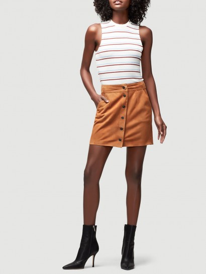 FRAME Snap Suede Mini in Carmelo | soft caramel-brown skirts