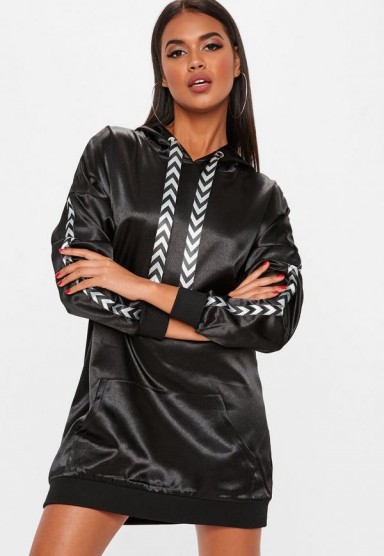 Missguided black mono sports tape oversized hooded dress – sporty fashion
