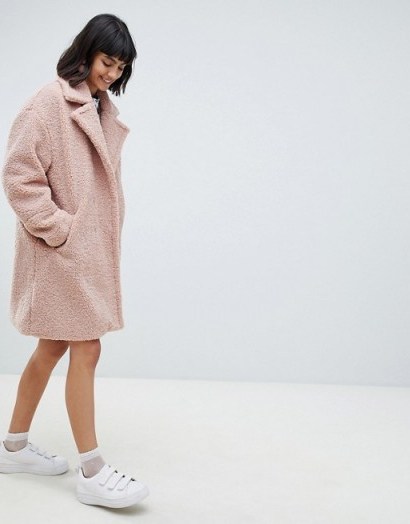Paul & Joe Sister teddy fur coat Pink – luxe style autumn coats - flipped