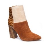 Chinese Laundry SANTORINI COLORBLOCK BOOTIE COGNAC – chunky brown-tone ankle boot