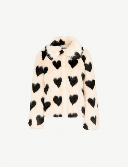 SHRIMPS Cullen faux-fur heart print jacket sand/black