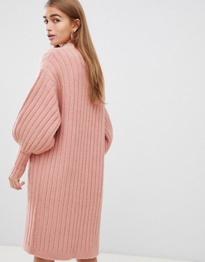 Fashion Union Petite Relaxed Cardigan In Luxe Knit Light Pink – balloon sleeved knitwear - flipped