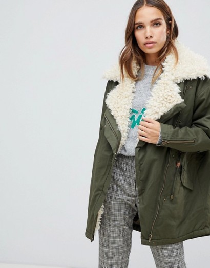 Only sheared lined parka jacket in green / faux fur lining