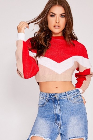 SARAH ASHCROFT RED CHEVRON STRIPE COLOUR BLOCK CROPPED JUMPER – sporty crop top - flipped