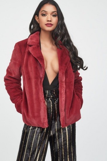 LAVISH ALICE shorthair faux fur jacket in burgundy – red fluffy winter coat - flipped