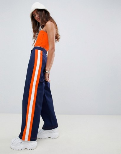 The Ragged Priest trousers with side stripe in navy – sporty fashion